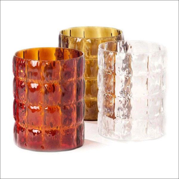 Thủy tinh hữu cơ là gì? Ứng dụng và lưu ý khi sử dụng 3 Thủy tinh hữu cơ và thủy tinh khác nhau như thế nào?