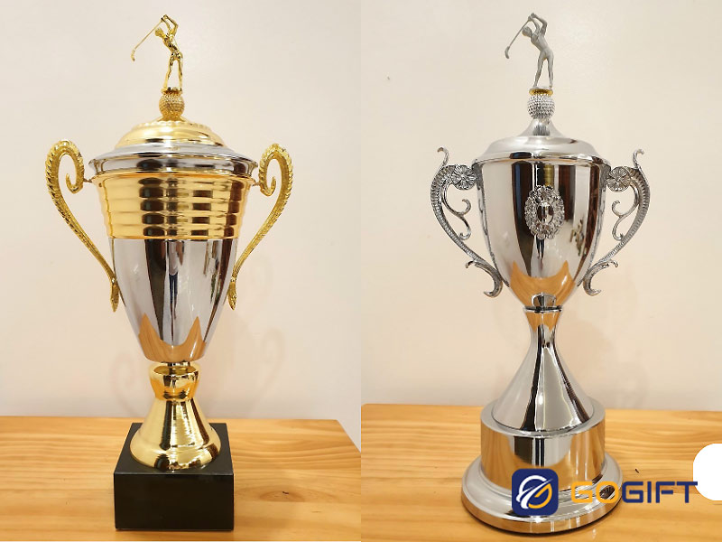 Cúp golf làm từ nhựa