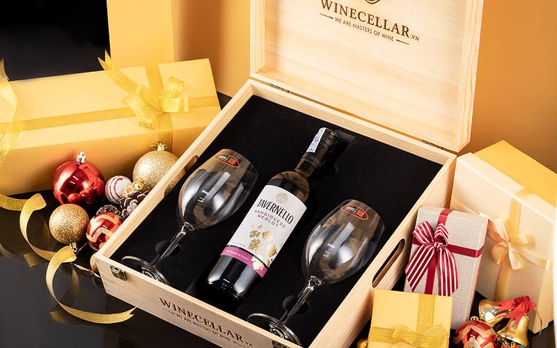 Rượu vang tặng sếp