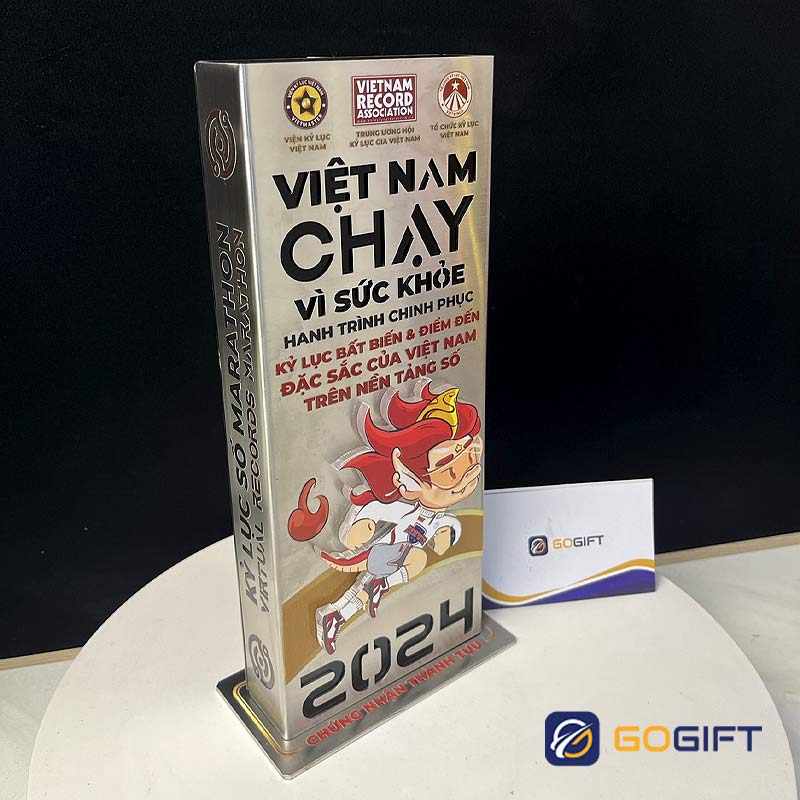 cúp điền kinh 1 cúp điền kinh 1