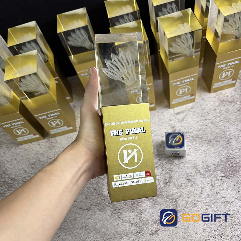 kỷ niệm chương cầu lông