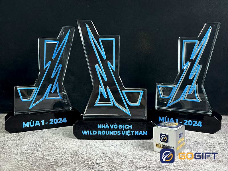 cúp Liên Minh Huyền Thoại 1 cúp Liên Minh Huyền Thoại 1