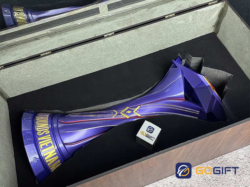 Địa chỉ đặt làm cúp Liên Minh Huyền Thoại đẹp, giá tốt 2 cúp Liên Minh Huyền Thoại 3