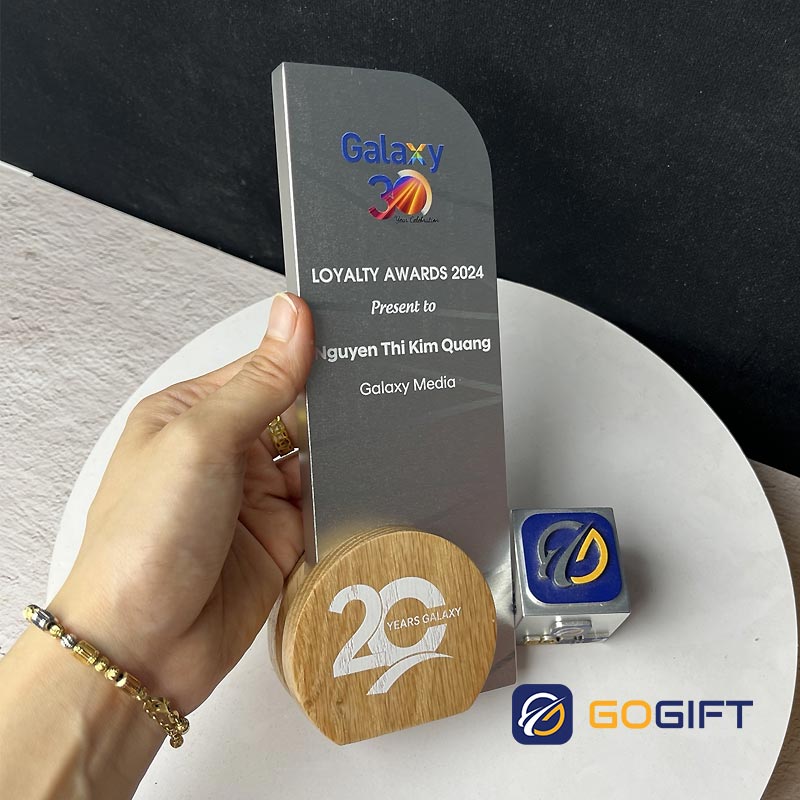 kỷ niệm chương 20 năm 1 kỷ niệm chương 20 năm 1