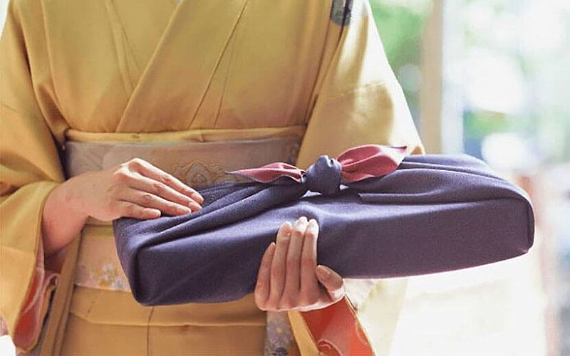 quà tặng đối tác Nhật