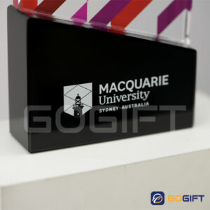 Kỷ niệm chương pha lê nhân viên xuất sắc Gogift PL02 3 Kỷ niệm chương PL02 Gogift x Macquarie