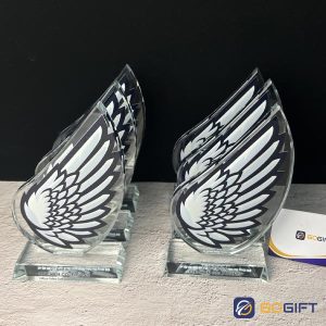 Kỷ niệm chương tạo hình cánh chim PL40 4