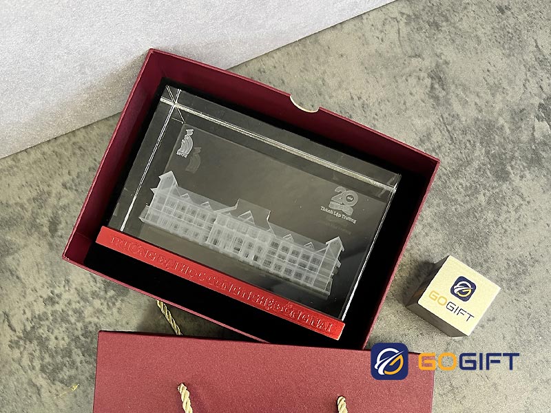 Kỷ niệm chương trường học