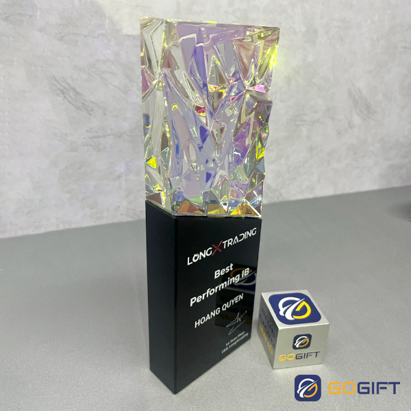 Kỷ niệm chương phale hologram chữ nhật 2 Kỷ niệm chương phale hologram chữ nhật 2